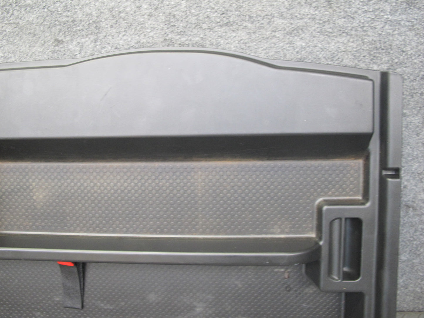 2017-2020 Maserati Levante M161 Rear Trunk Floor Panel Cover w Tray Storage