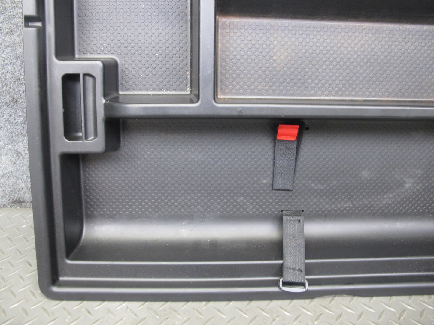 2017-2020 Maserati Levante M161 Rear Trunk Floor Panel Cover w Tray Storage