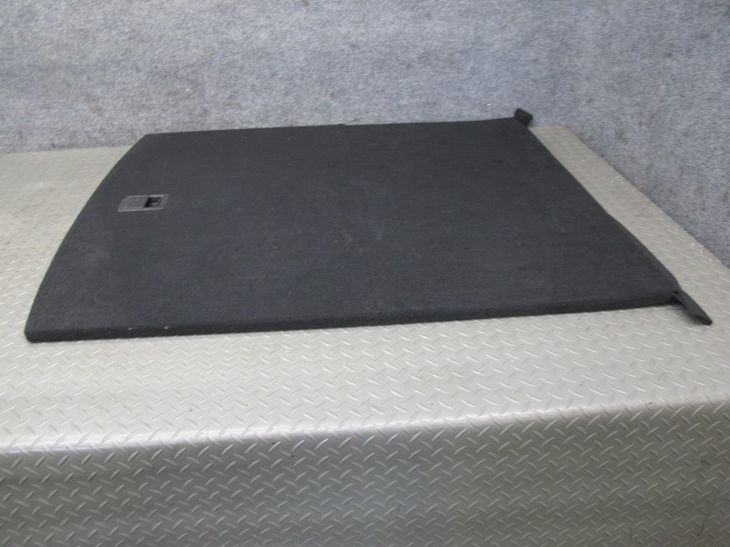 2017-2020 Maserati Levante M161 Rear Trunk Floor Panel Cover w Tray Storage