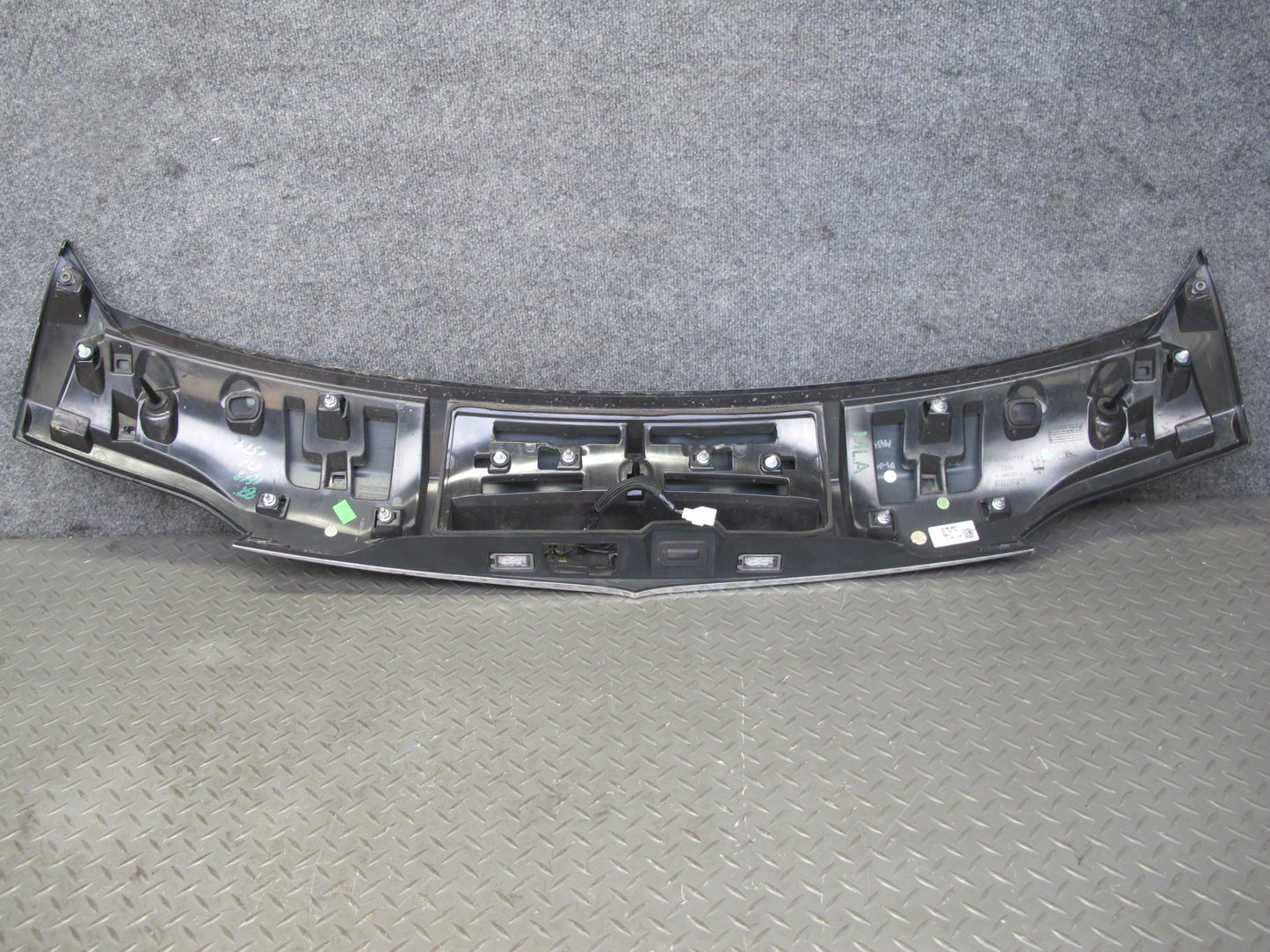 2017-2020 Maserati Levante M161 Rear Trunk Tailgate Liftgate Spoiler 670042733