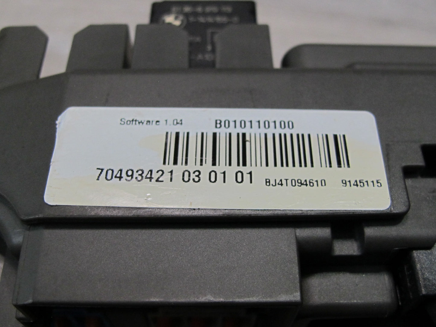 2008-2014 BMW E71 E72 X6 Front Under Dash Fuse Relay Box Module 9145115