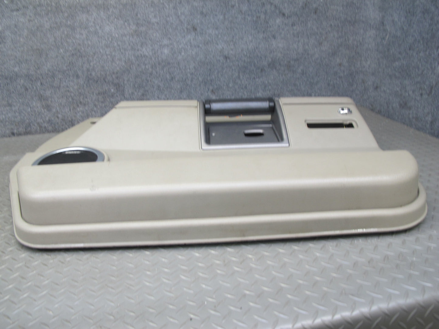2003-2004 Hummer H2 Front Right Passenger Side Interior Door Panel Trim