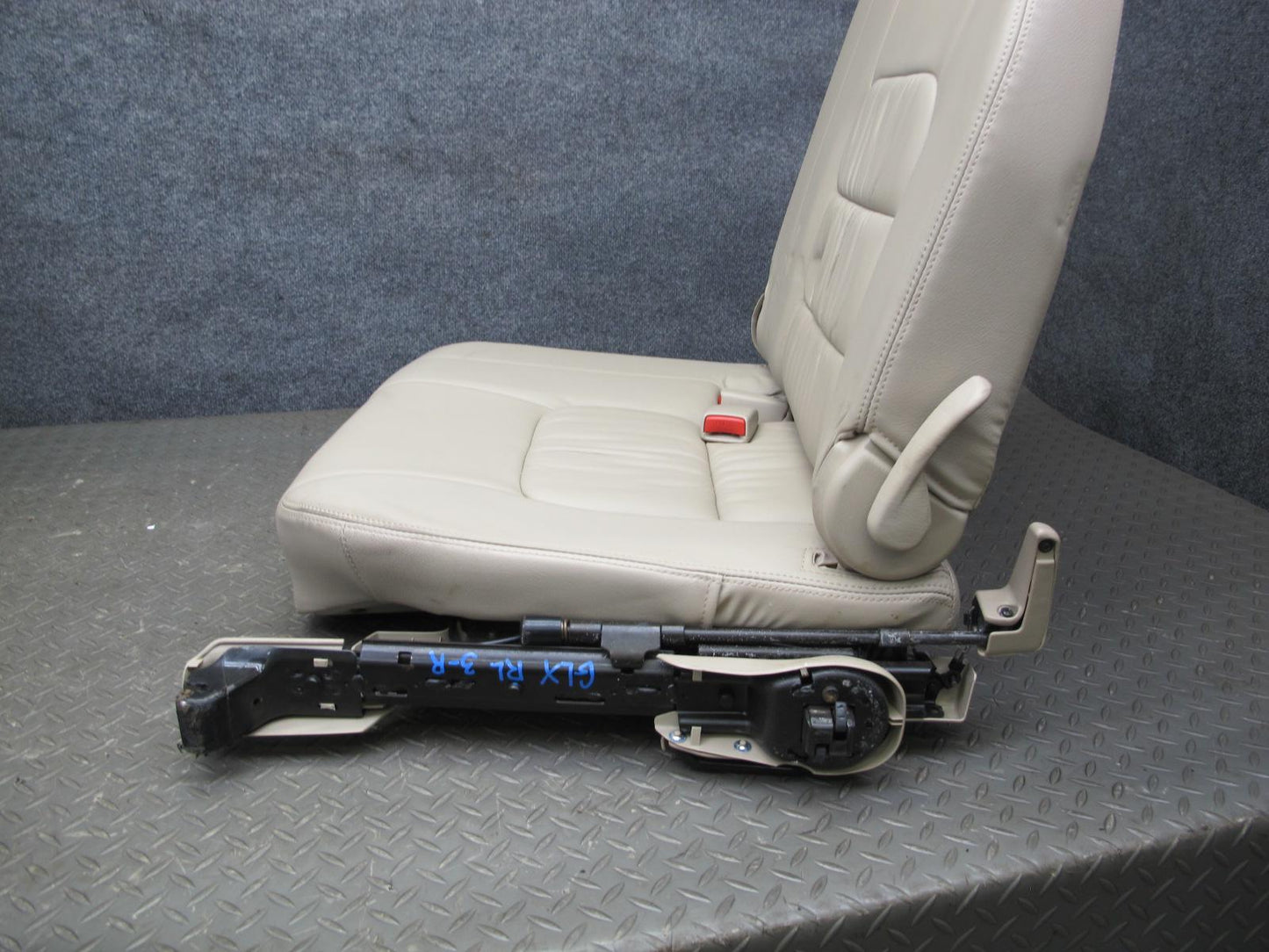 2004-2005 Lexus LX470 Rear Third 3RD ROW Left Right Leather Ivory Seat Set of 2