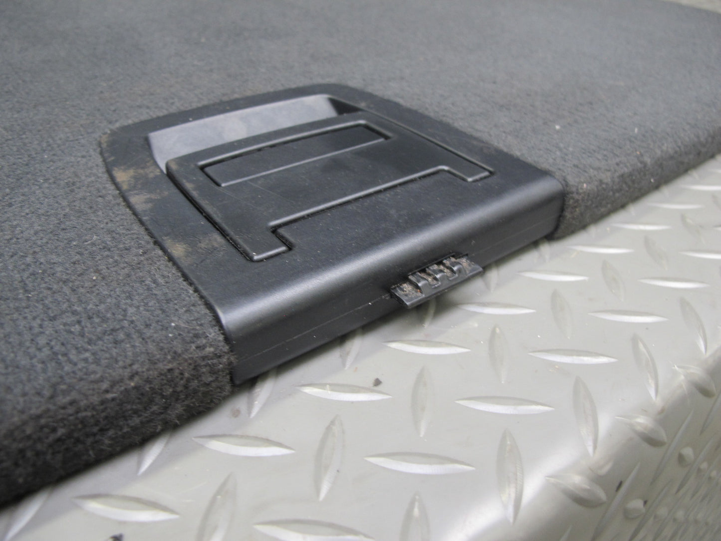 2010-2011 BMW E72 X6 Hybrid Rear Trunk Floor Storage Carpet Board Panel