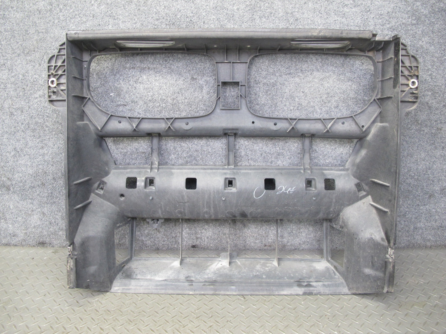 08-14 BMW E71 E72 X6 Engine Air Duct Radiator Core Support Shroud Frame Cover