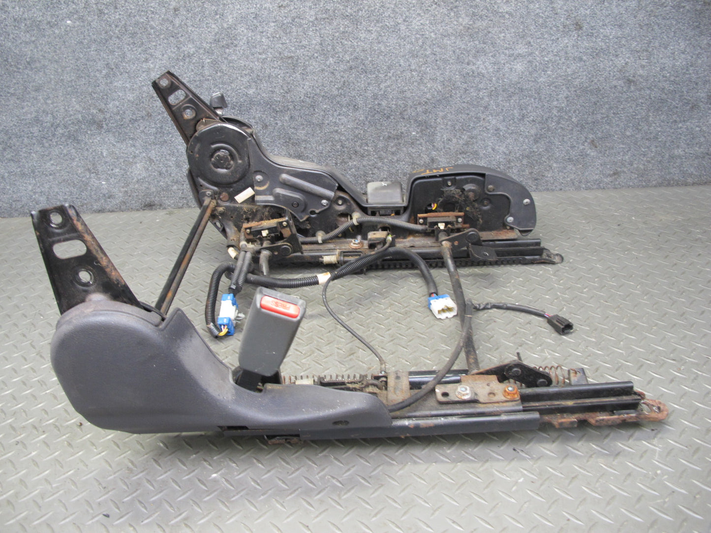 91-96 Mitsubishi 3000GT Left Driver Seat Lower Track Rail Frame OEM