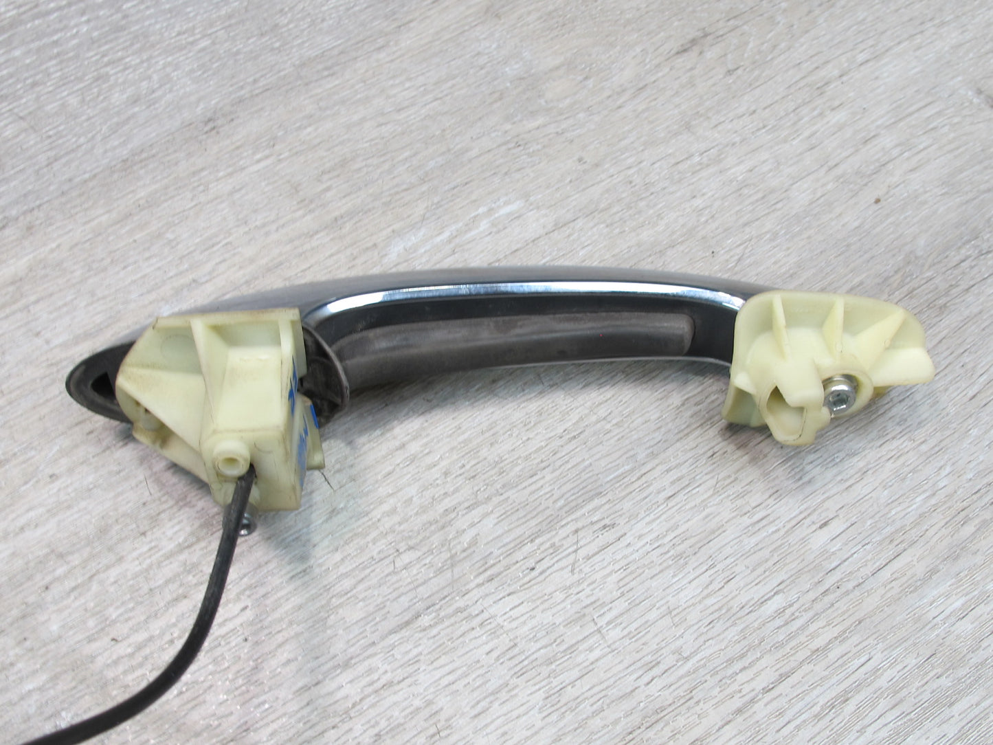 07-13 Mini R55 R56 R57 R58 R59 Front Right Passenger Door Exterior Handle OEM