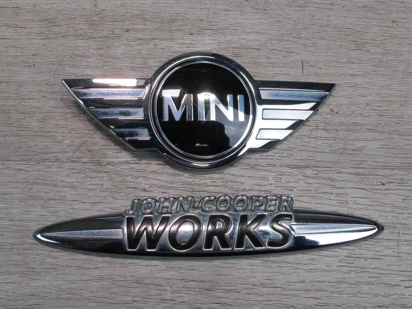 09-15 Mini JCW R55 R56 R57 R58 R59 Rear Trunk Lid Emblem Logo Symbol Set OEM