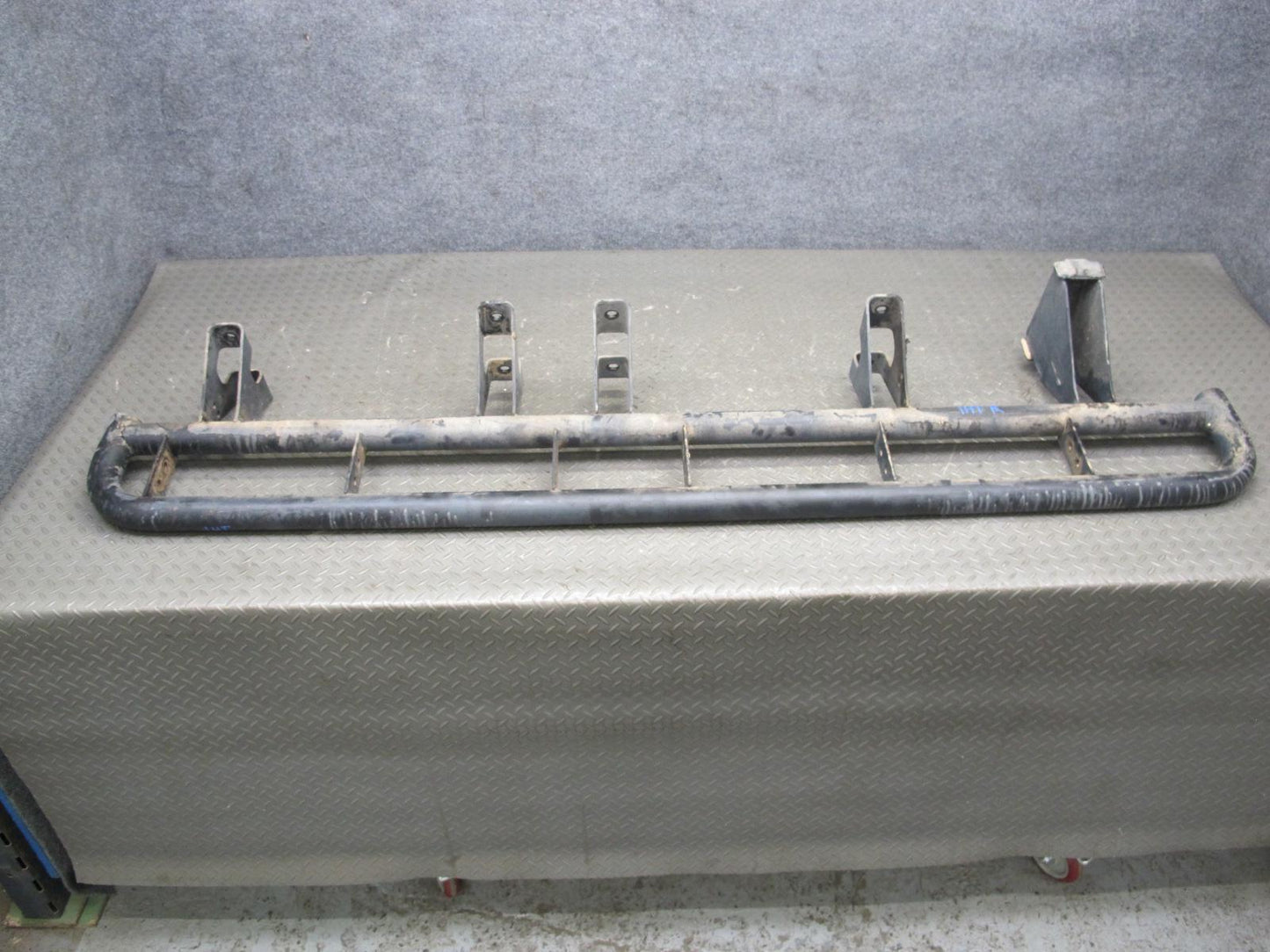 2003-2009 Hummer H2 Front Right Side Running Board Rocker Guard Shield