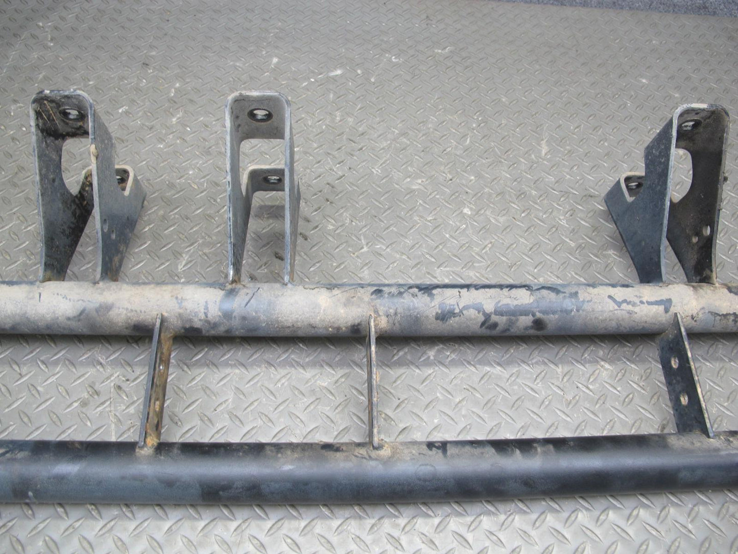 2003-2009 Hummer H2 Front Right Side Running Board Rocker Guard Shield
