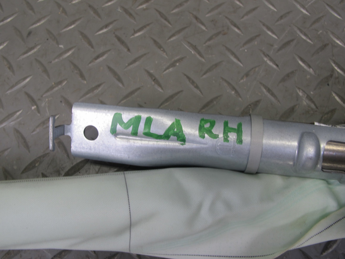 17-20 MASERATI LEVANTE M161 RIGHT PASSENGER SIDE ROOF SRS AIRBAG OEM