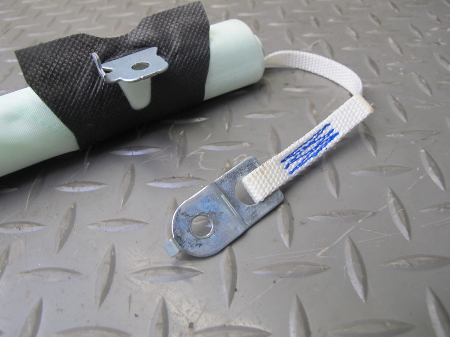 17-20 MASERATI LEVANTE M161 LEFT DRIVER SIDE ROOF SRS AIRBAG OEM