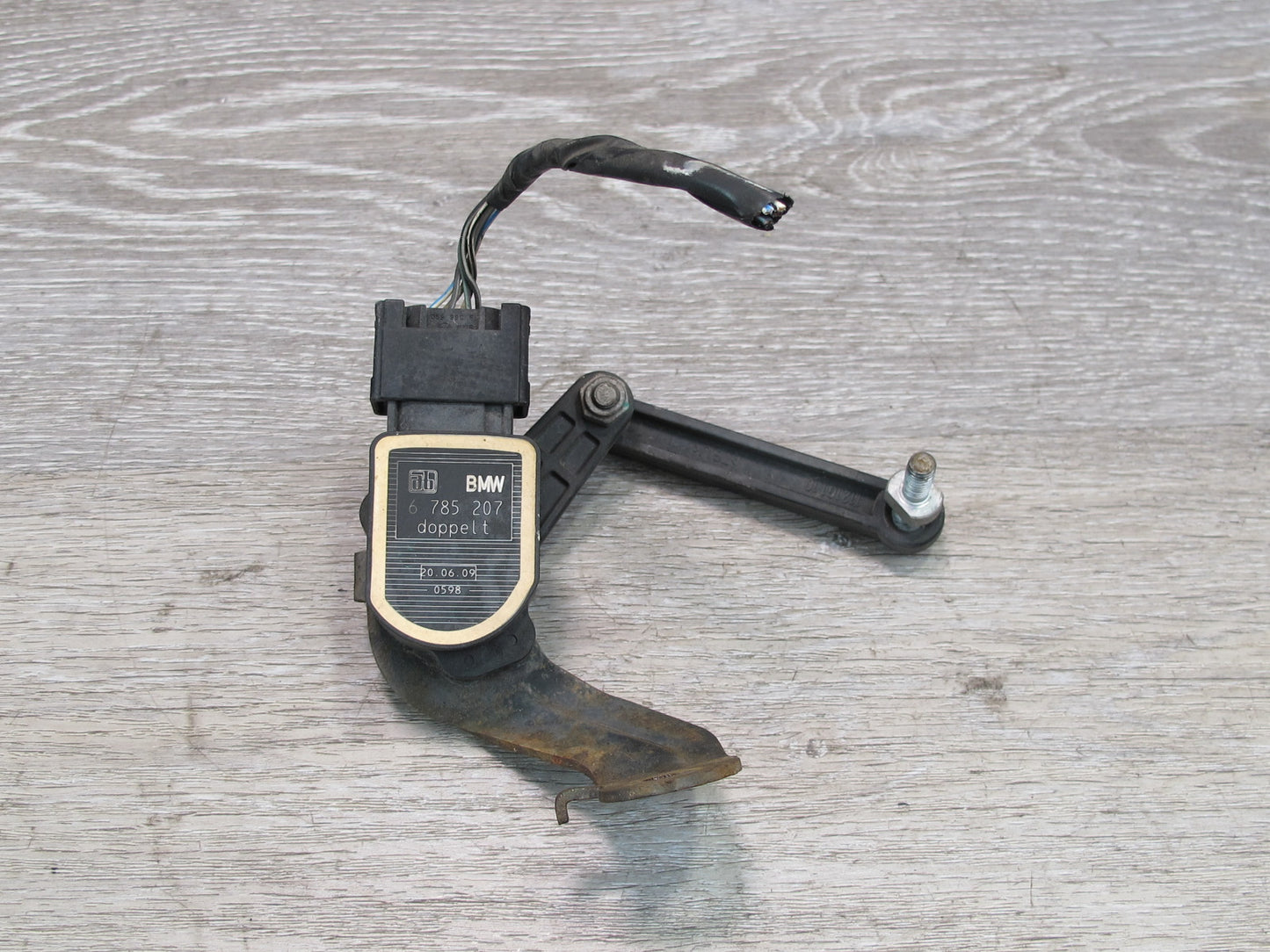2008-2014 BMW E71 E72 X6 Rear Suspension Height Level Sensor 6785207
