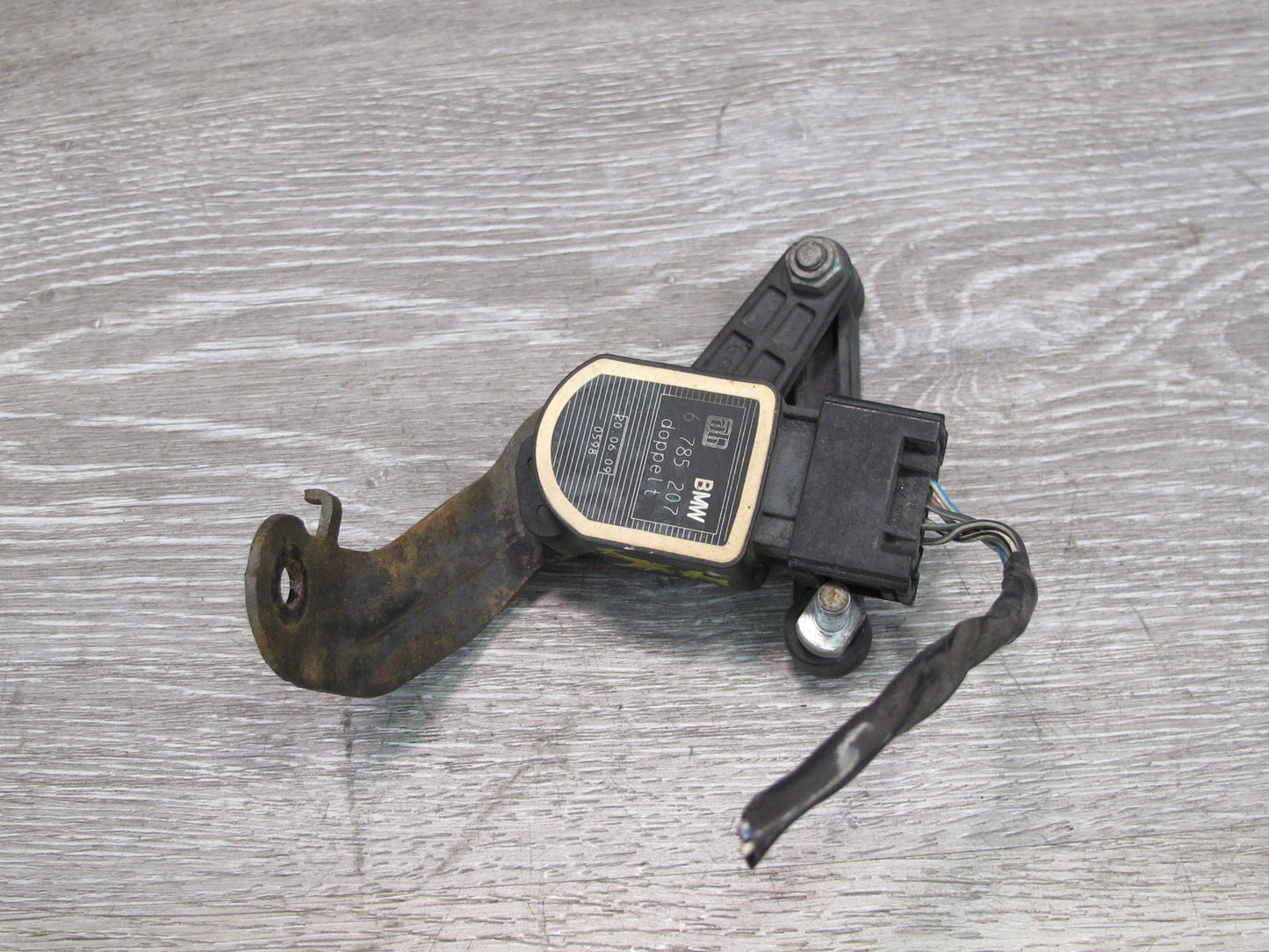 2008-2014 BMW E71 E72 X6 Rear Suspension Height Level Sensor 6785207