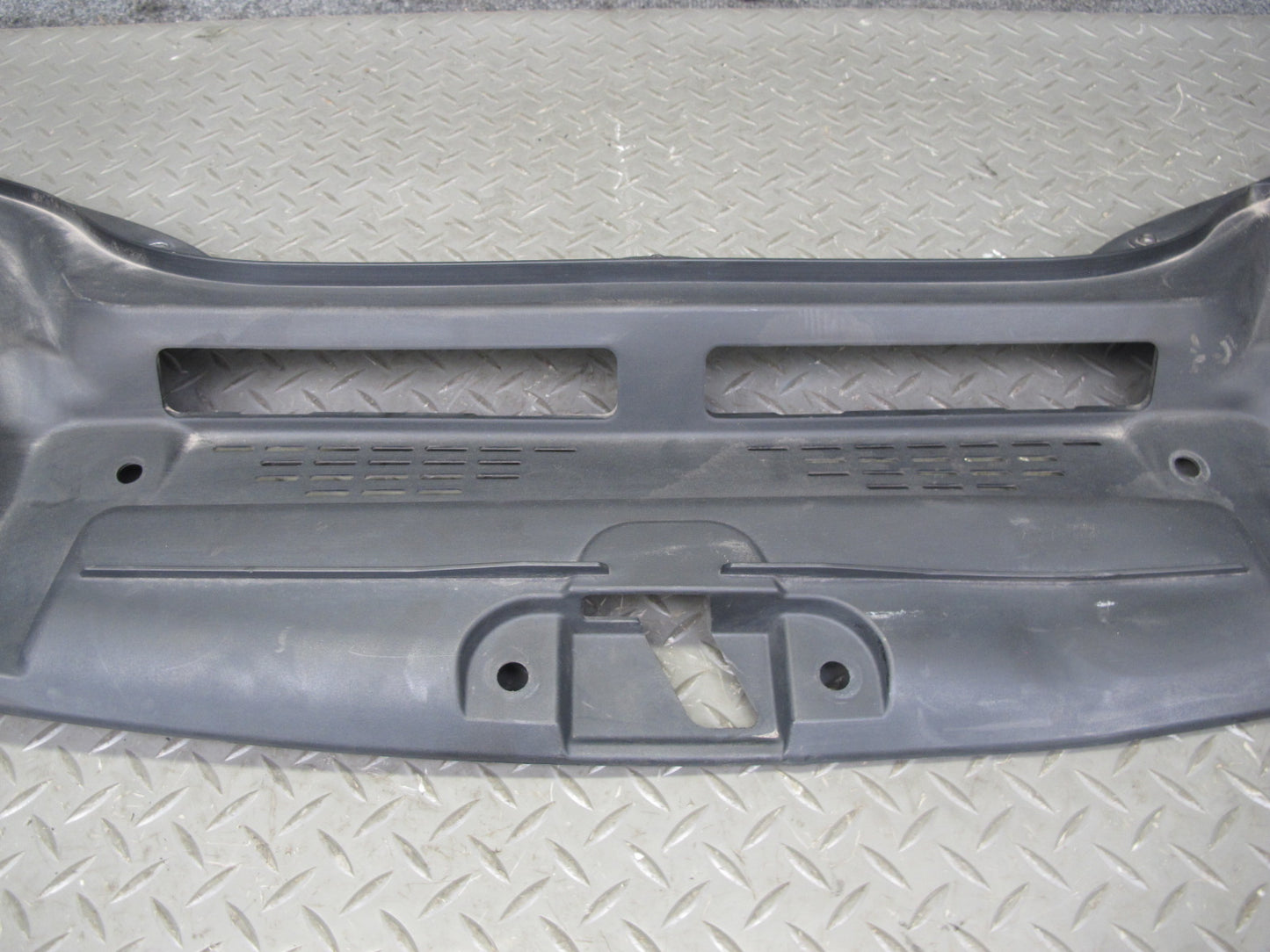 2017-2020 Maserati Levante M161 Radiator Engine Bay Upper Trim Panel Set of 4