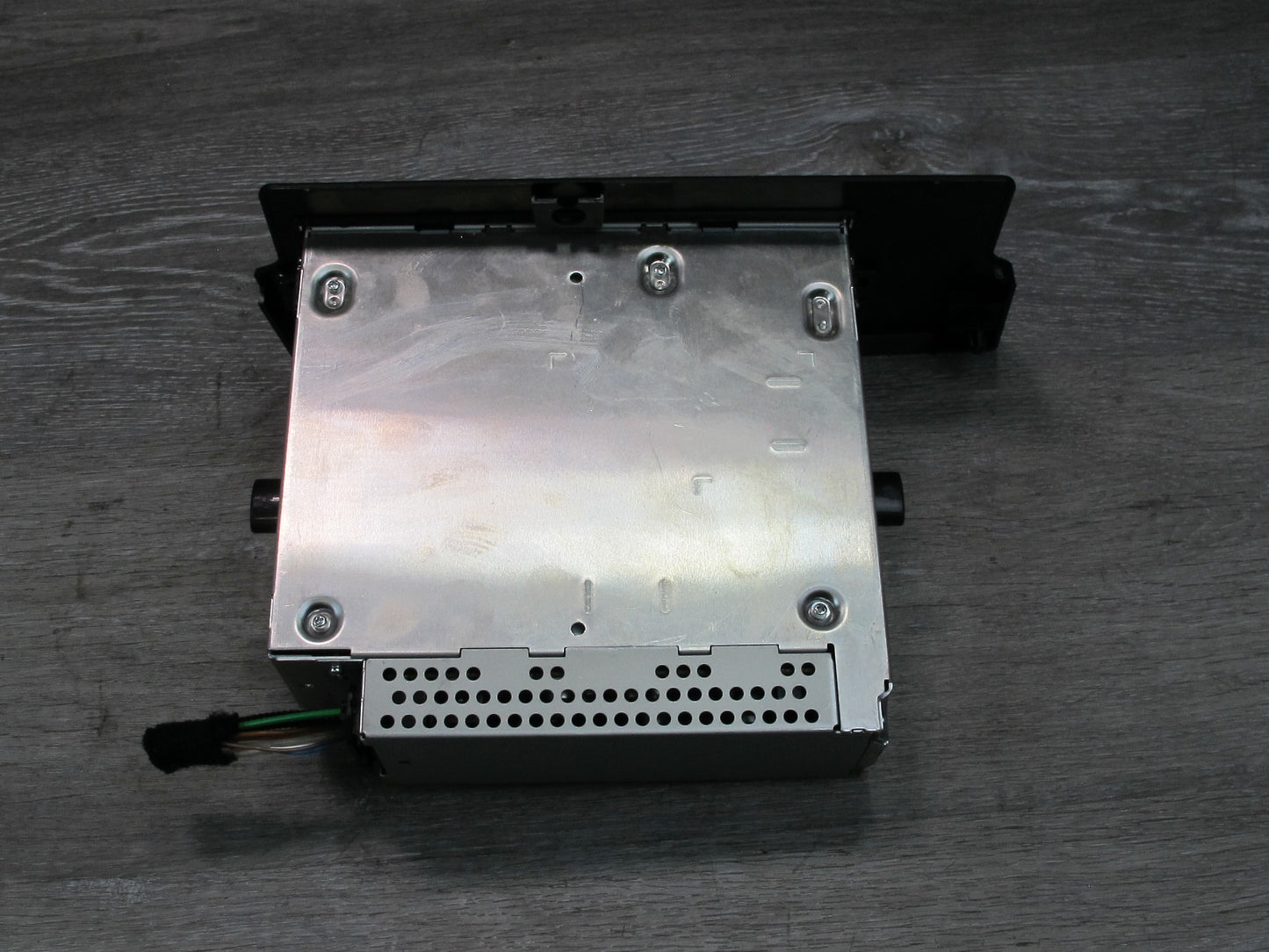2010-2014 BMW E71 E72 X6 DVD Video Disc Changer Player 9206636