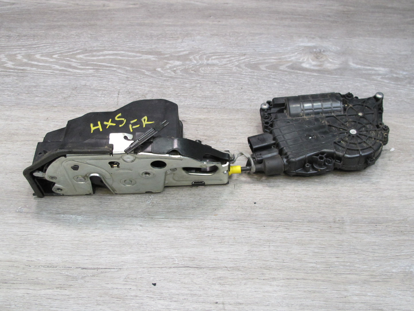 2008-2014 BMW E71 E72 X6 Front Right Door Lock Latch Actuator w Soft Close