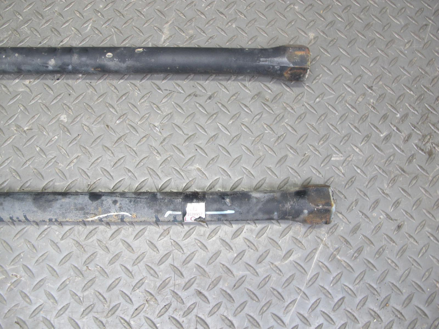 2003-2009 Hummer H2 Front Right & Left Side Torsion Bar Strut Brace W/ Mount Set