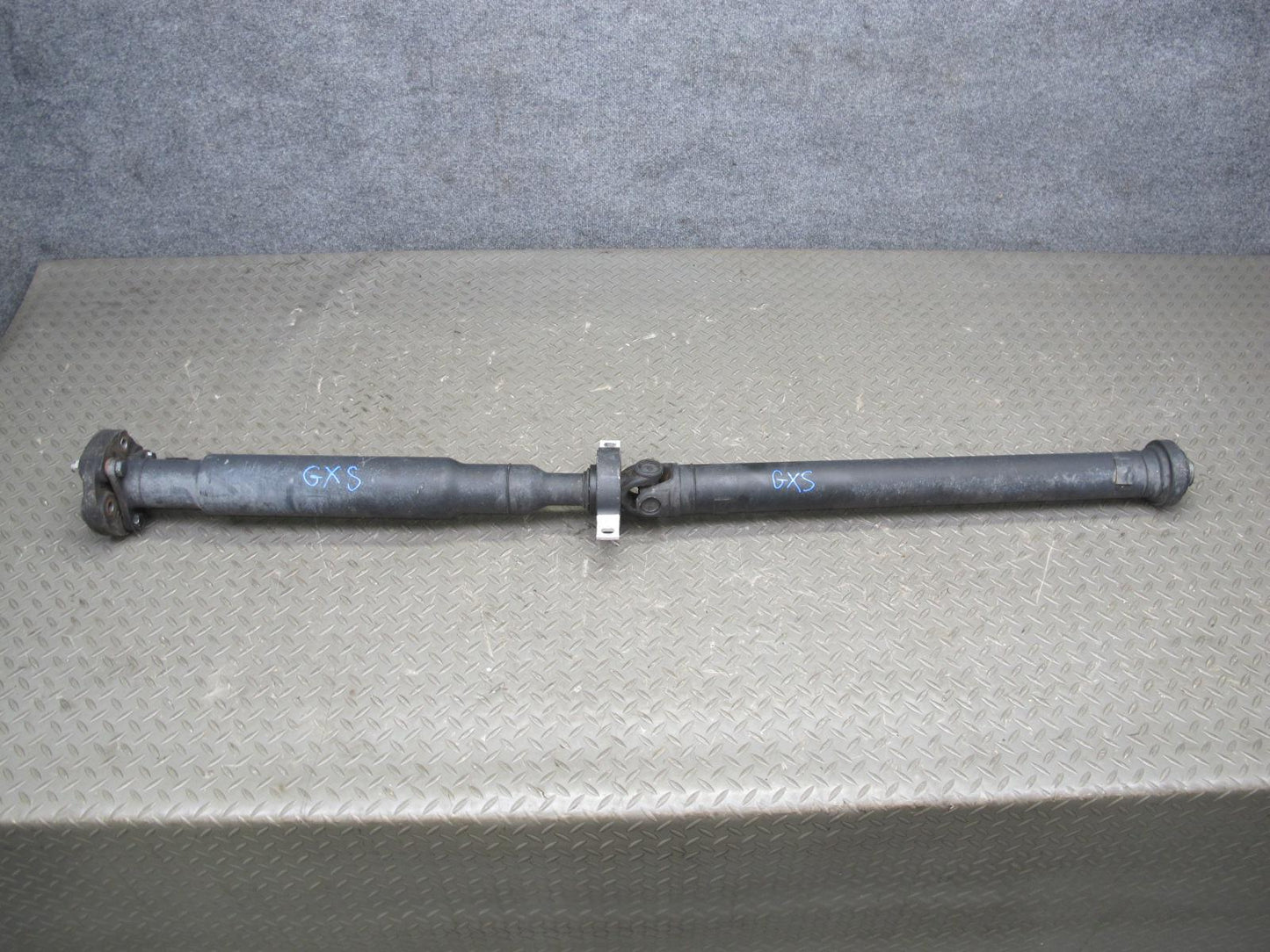 2008-2014 BMW E71 E72 X6 4.4L AWD Rear Drive Shaft Driveshaft