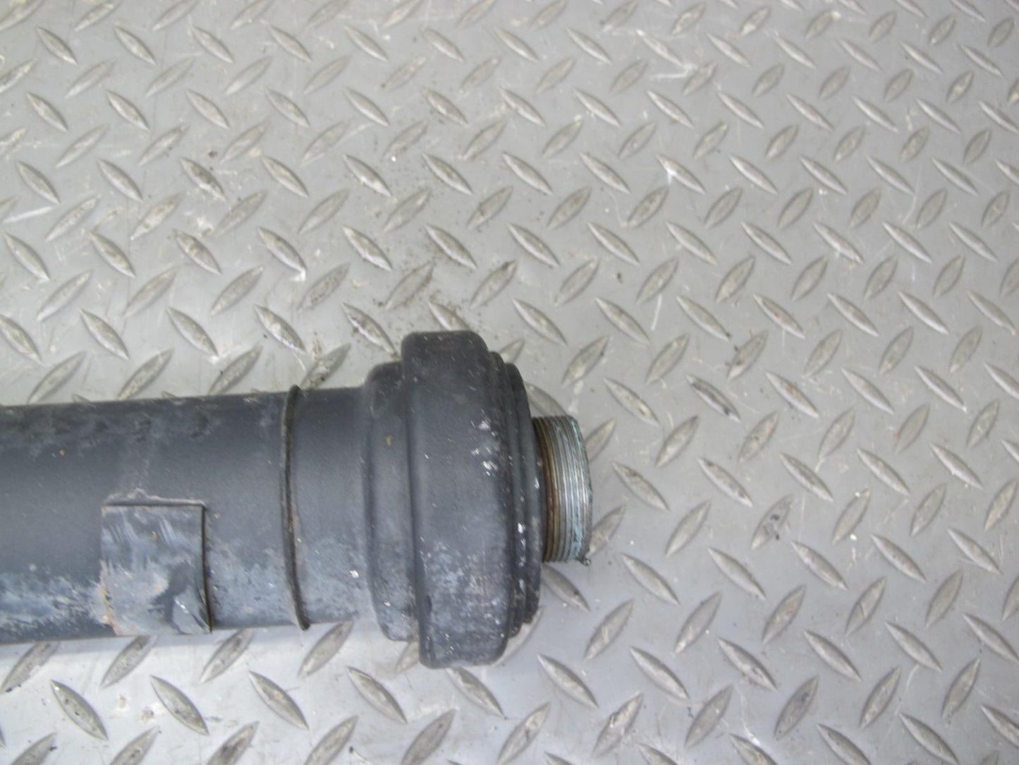 2008-2014 BMW E71 E72 X6 4.4L AWD Rear Drive Shaft Driveshaft