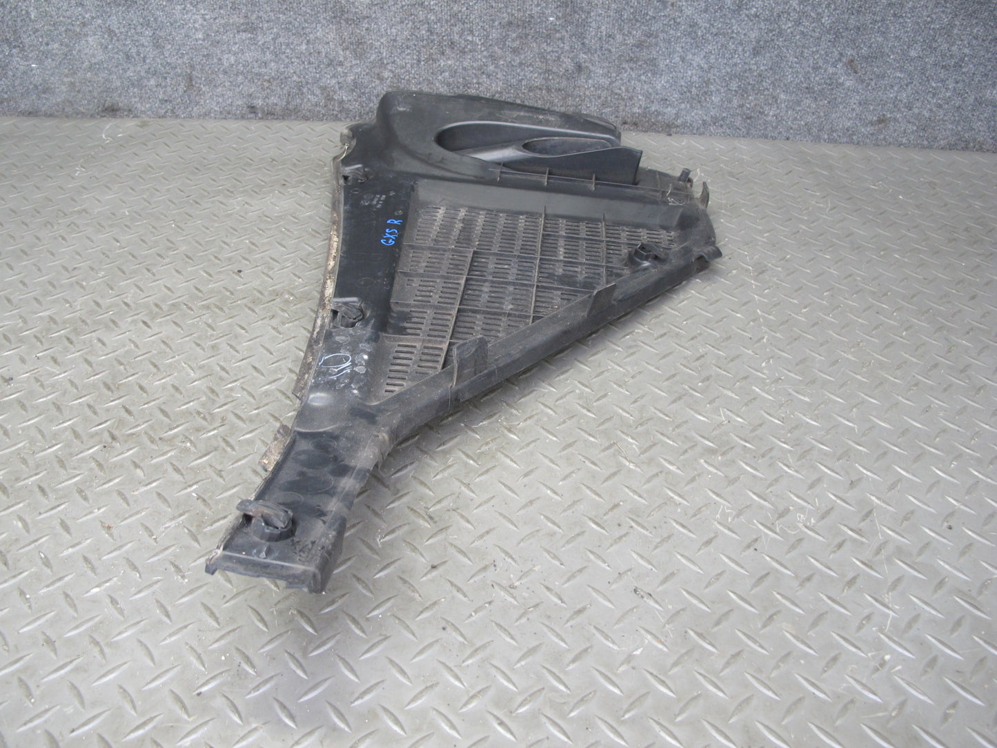 08-14 BMW E71 E72 X6 Front Windshield Left & Right Vent Cowl Grille Cover Set