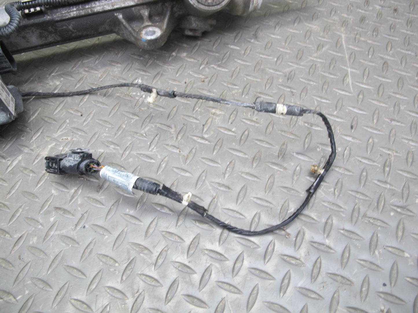 2010-2011 BMW X6 E72 Hybrid Electric Power Steering Gear Rack & Pinion