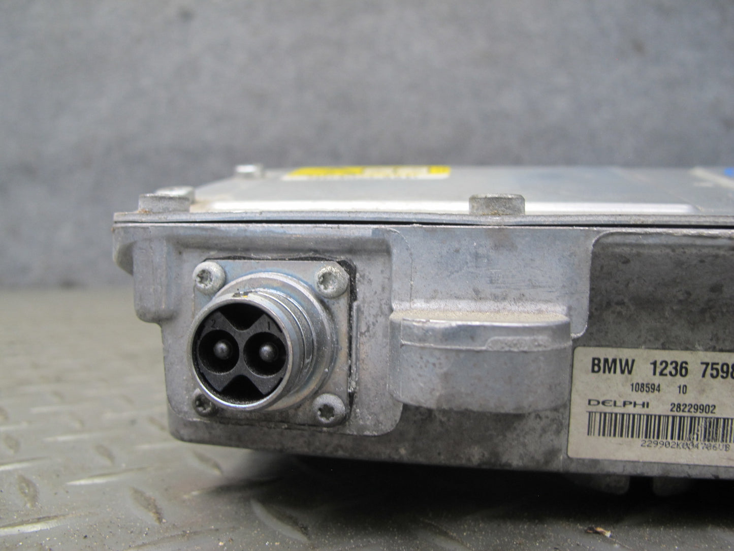 2010-2011 BMW E72 X6 Hybrid Auxiliary Power Control Module 7598787