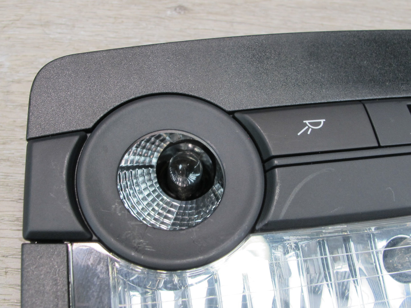 2008-2014 BMW E71 E72 X6 Rear Overhead Dome Interior Light Lamp 9111012