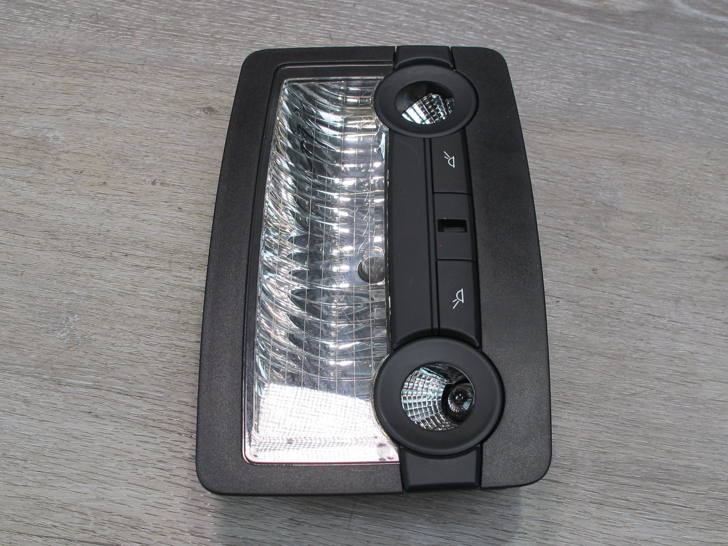 2008-2014 BMW E71 E72 X6 Rear Overhead Dome Interior Light Lamp 9111012