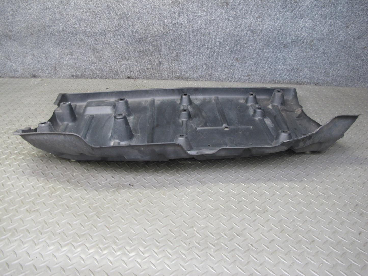 2017-2020 Maserati Levante M161 3.0L Rear Under Body Splash Shield Guard Cover