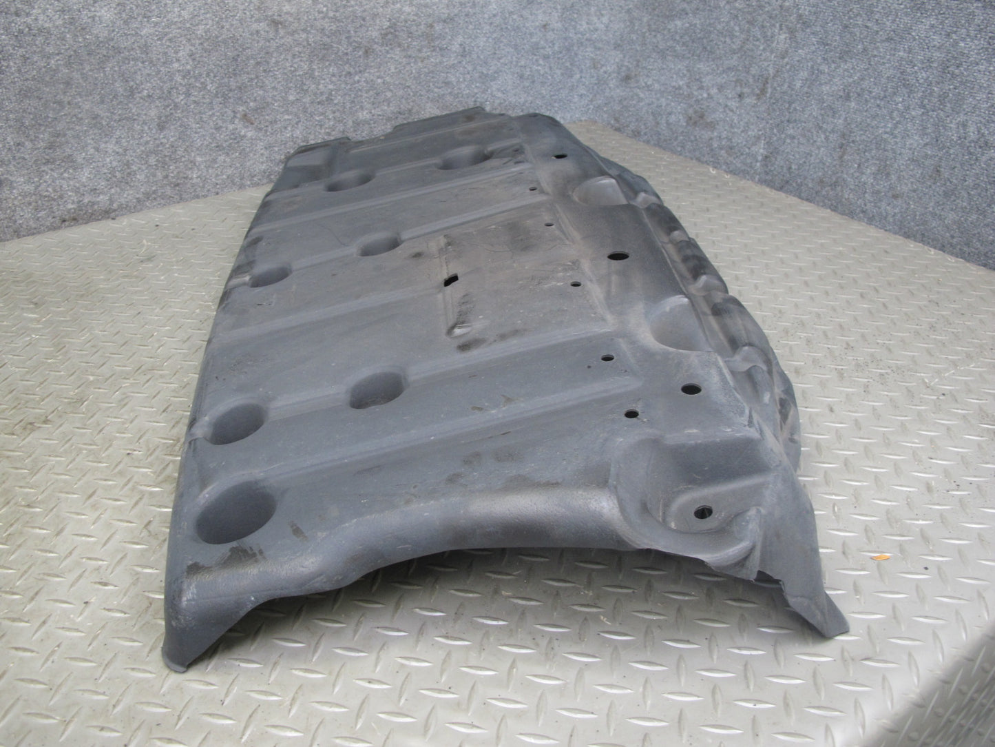 2017-2020 Maserati Levante M161 3.0L Rear Under Body Splash Shield Guard Cover