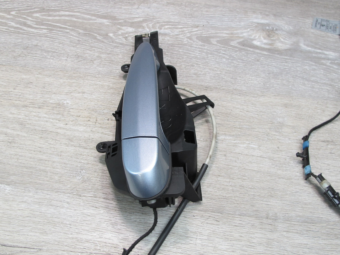 2008-2014 BMW E71 E72 X6 Rear Left Door Exterior Handle w Keyless Entry