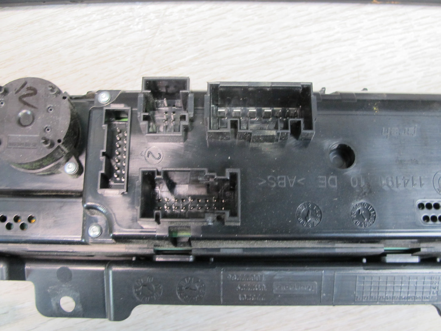 2008-2014 BMW E71 E72 X6 Front A/C Heater Climate Control PDC Switch Panel