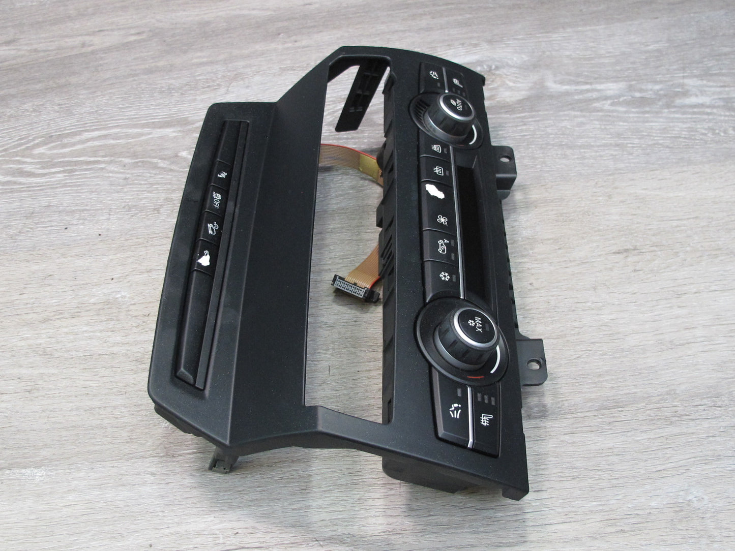 2008-2014 BMW E71 E72 X6 Front A/C Heater Climate Control PDC Switch Panel
