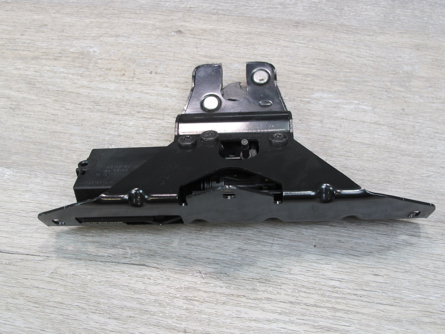 2008-2014 BMW E71 E72 X6 Rear Trunk Tailgate Liftgate Lock Latch Actuator