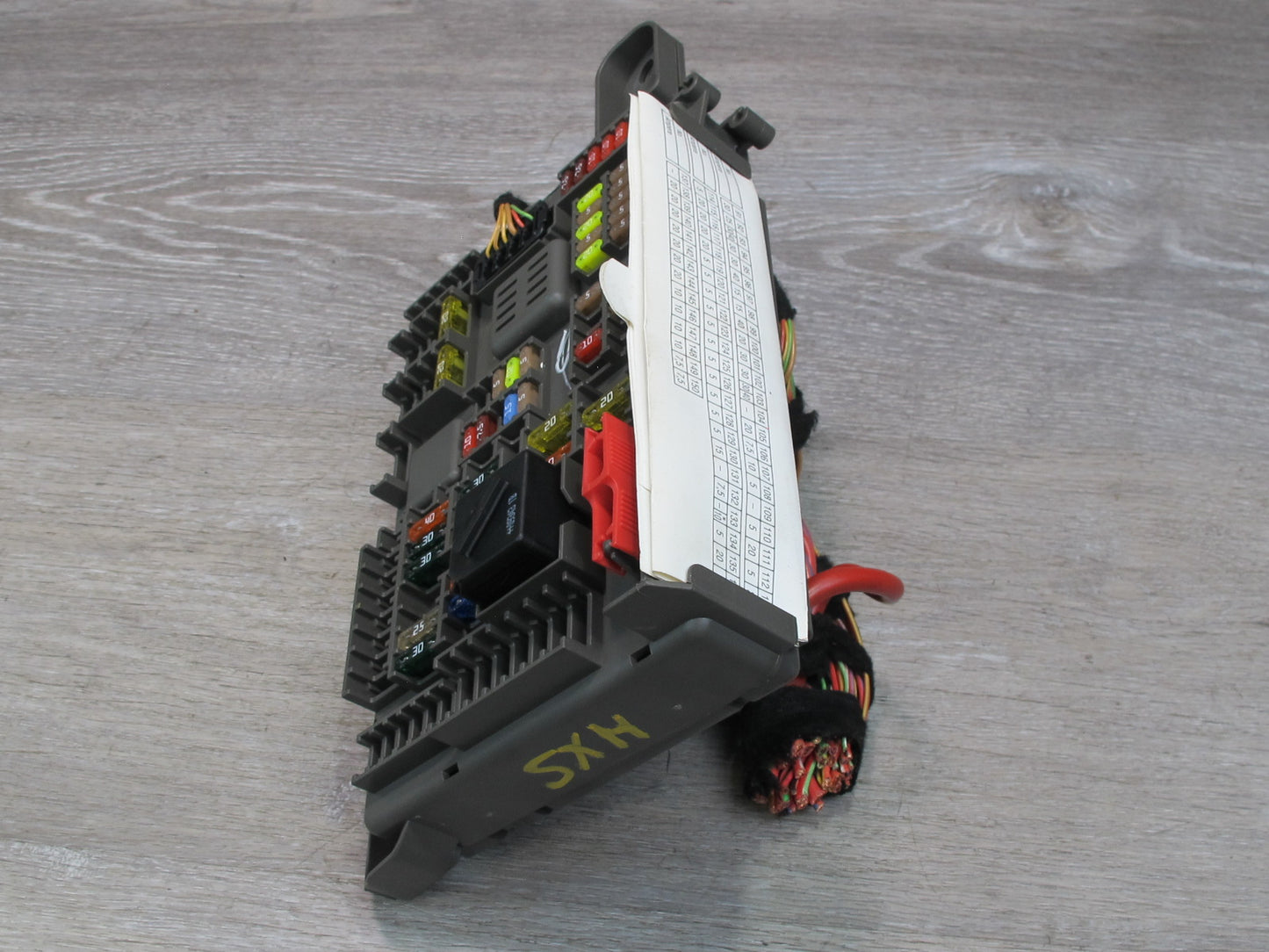 2008-2014 BMW E71 E72 X6 Rear Power Distribution Fuse Relay Box 6931687