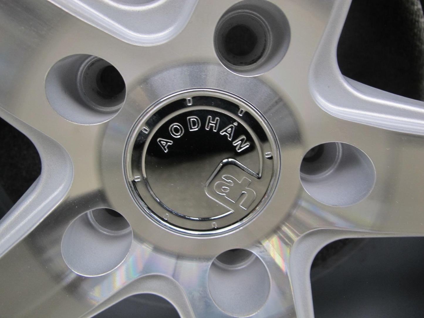 Aodhan DS05 Silver Machined R18" Alloy Wheel Rim 18x10.5J ET17 5x114.3 w Cap OEM