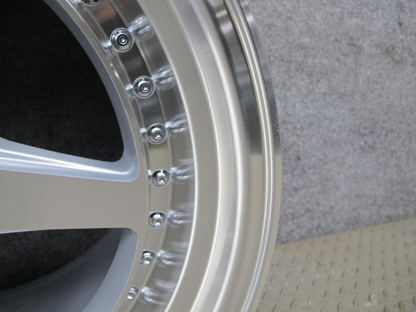 Aodhan DS05 Silver Machined R18" Alloy Wheel Rim 18x10.5J ET17 5x114.3 w Cap OEM