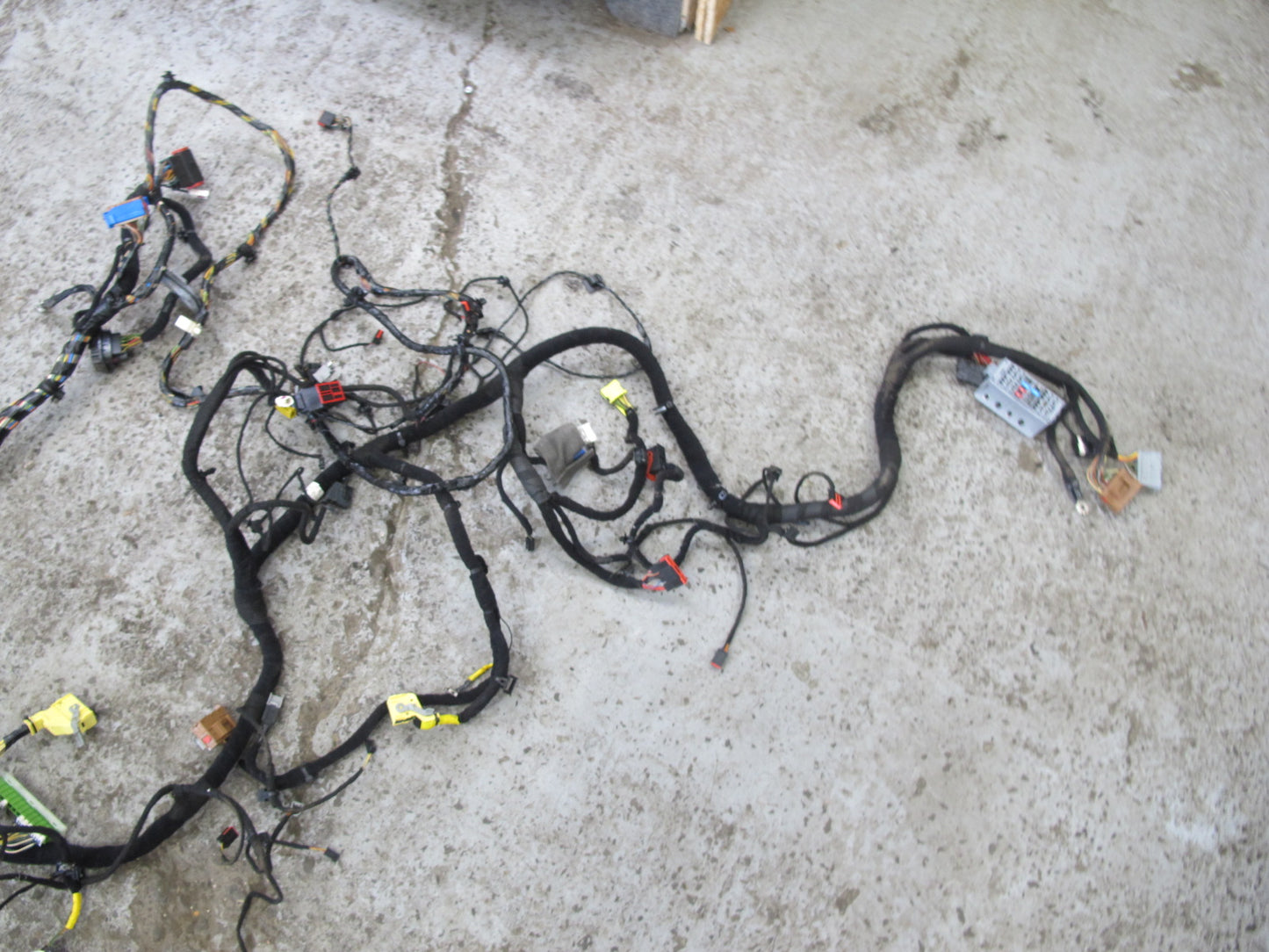 2017-2020 Maserati Levante M161 3.0L AWD Body Wire Wiring Harness
