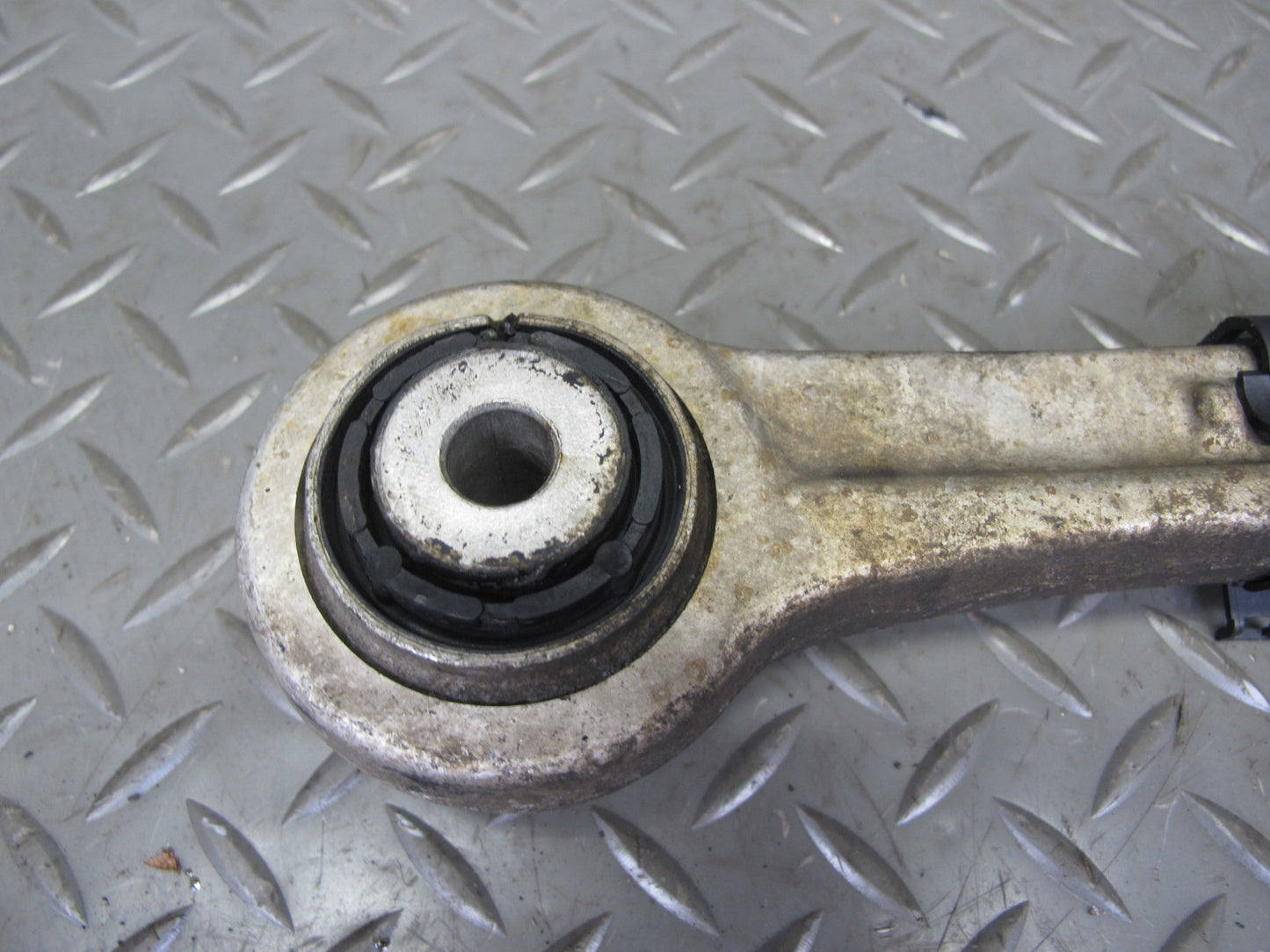 2008-2014 BMW E71 E72 X6 Rear Right Suspension Control Arm Set