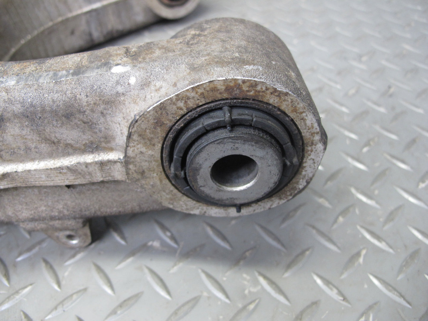 2008-2014 BMW E71 E72 X6 Rear Left Suspension Control Arm Set