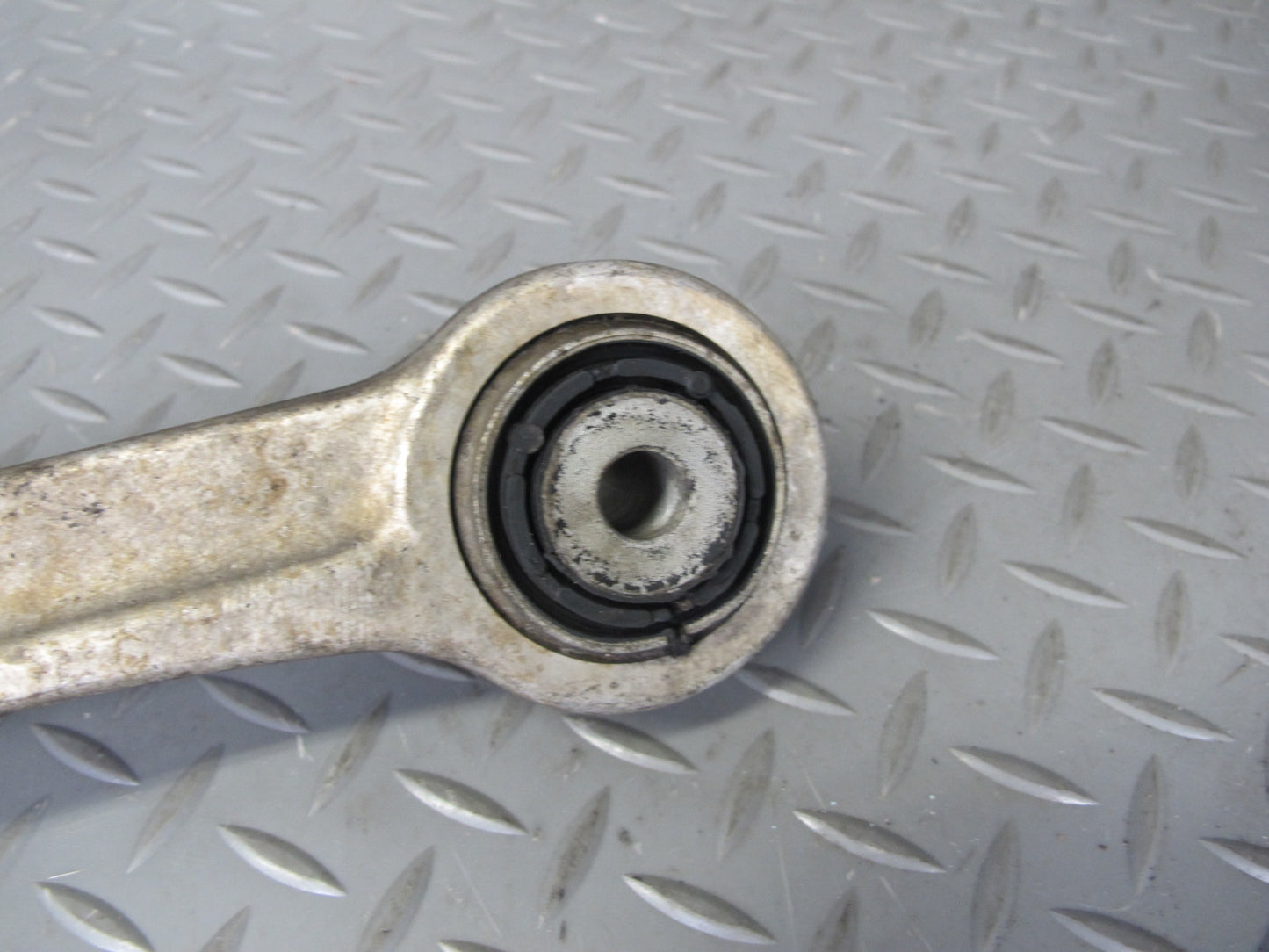2008-2014 BMW E71 E72 X6 Rear Left Suspension Control Arm Set