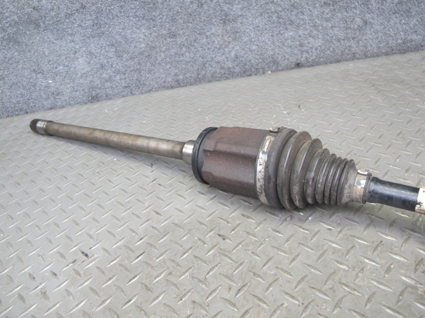 2008-2014 BMW E71 E72 X6 AWD Front Right Suspension Axle Shaft 7553946
