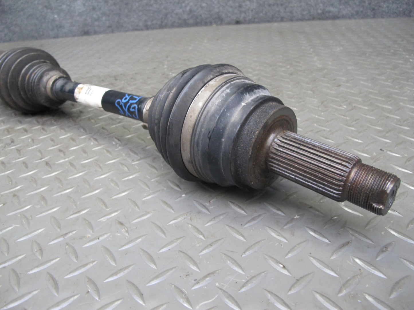 2008-2014 BMW E71 E72 X6 AWD Front Right Suspension Axle Shaft 7553946