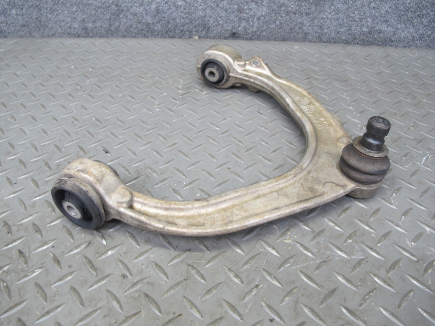 2008-2014 BMW E71 X6 Front Left & Right Upper Control Arm Set of 2