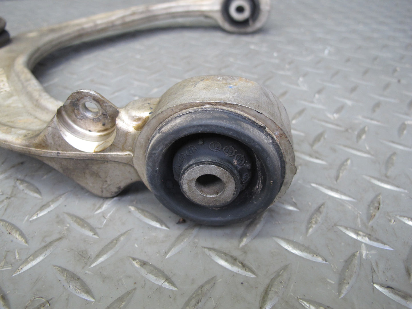 2008-2014 BMW E71 X6 Front Left & Right Upper Control Arm Set of 2