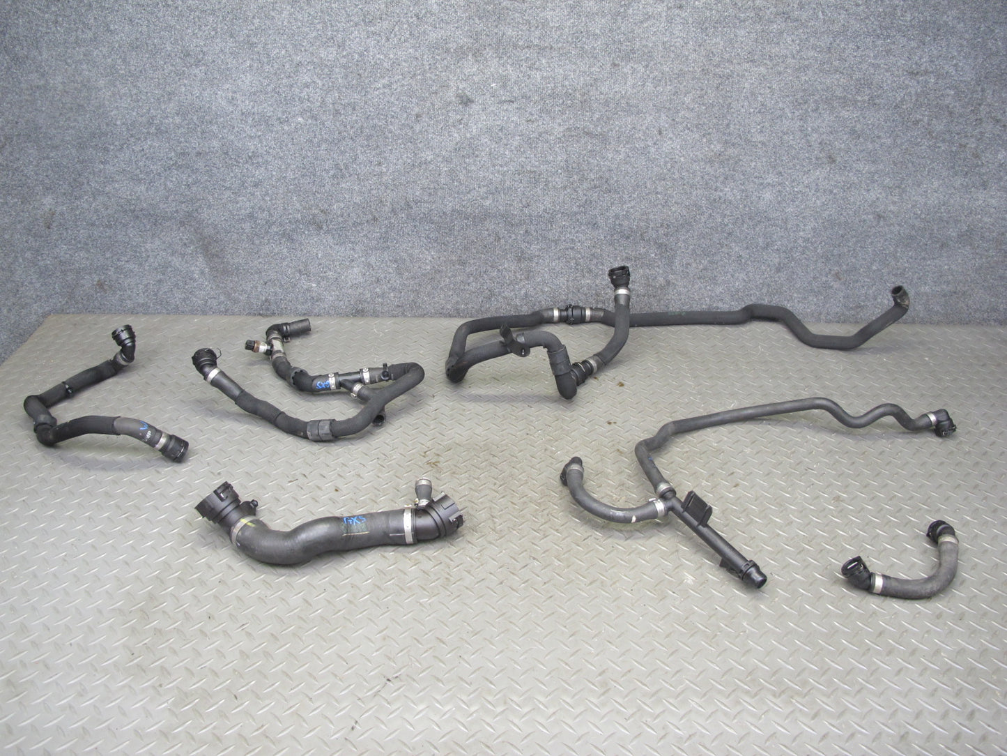 2010-2011 BMW E72 X6 Hybrid Engine Cooling Hose Pipe Line Set