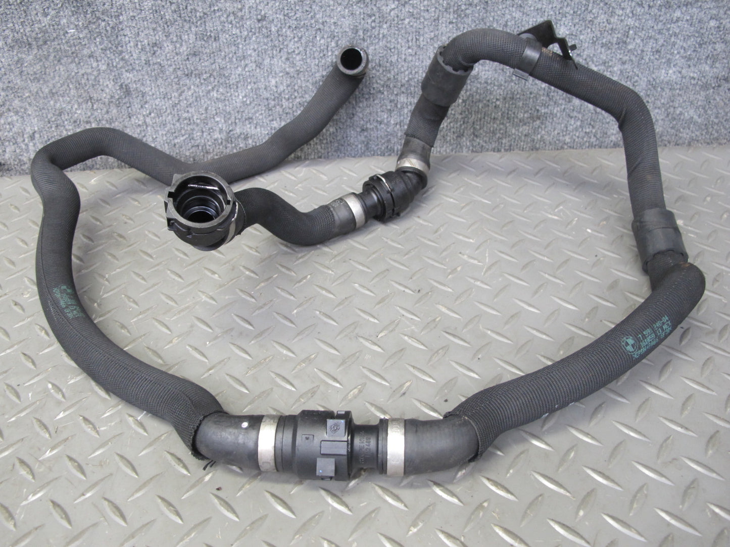 2010-2011 BMW E72 X6 Hybrid Engine Cooling Hose Pipe Line Set