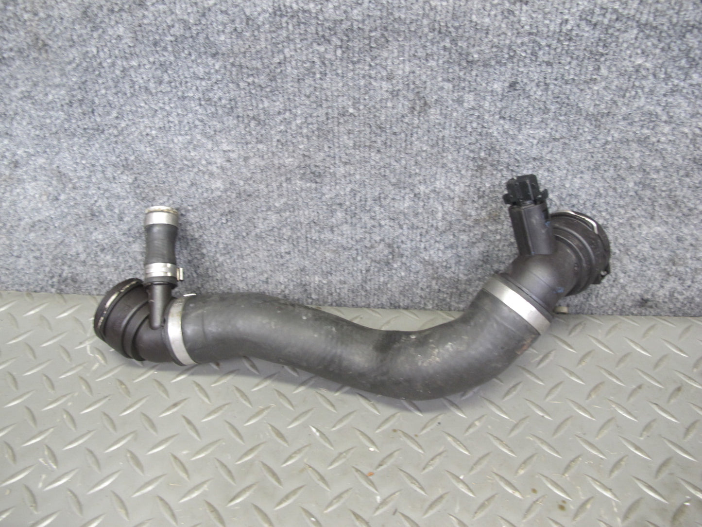 2010-2011 BMW E72 X6 Hybrid Engine Cooling Hose Pipe Line Set