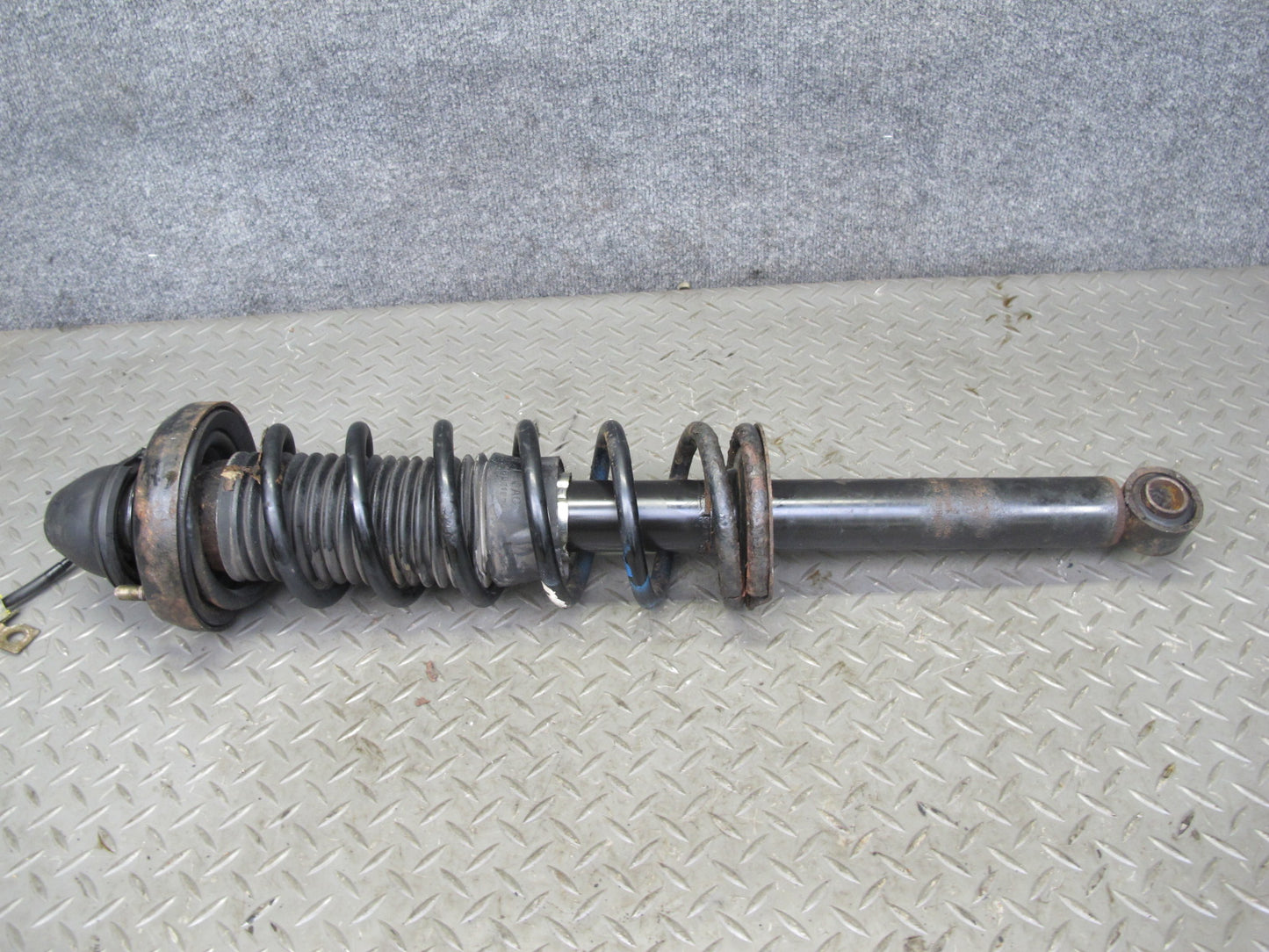91-96 Mitsubishi 3000GT VR4 AWD Set of 2 Rear Strut Shock Absorber w ESC OEM